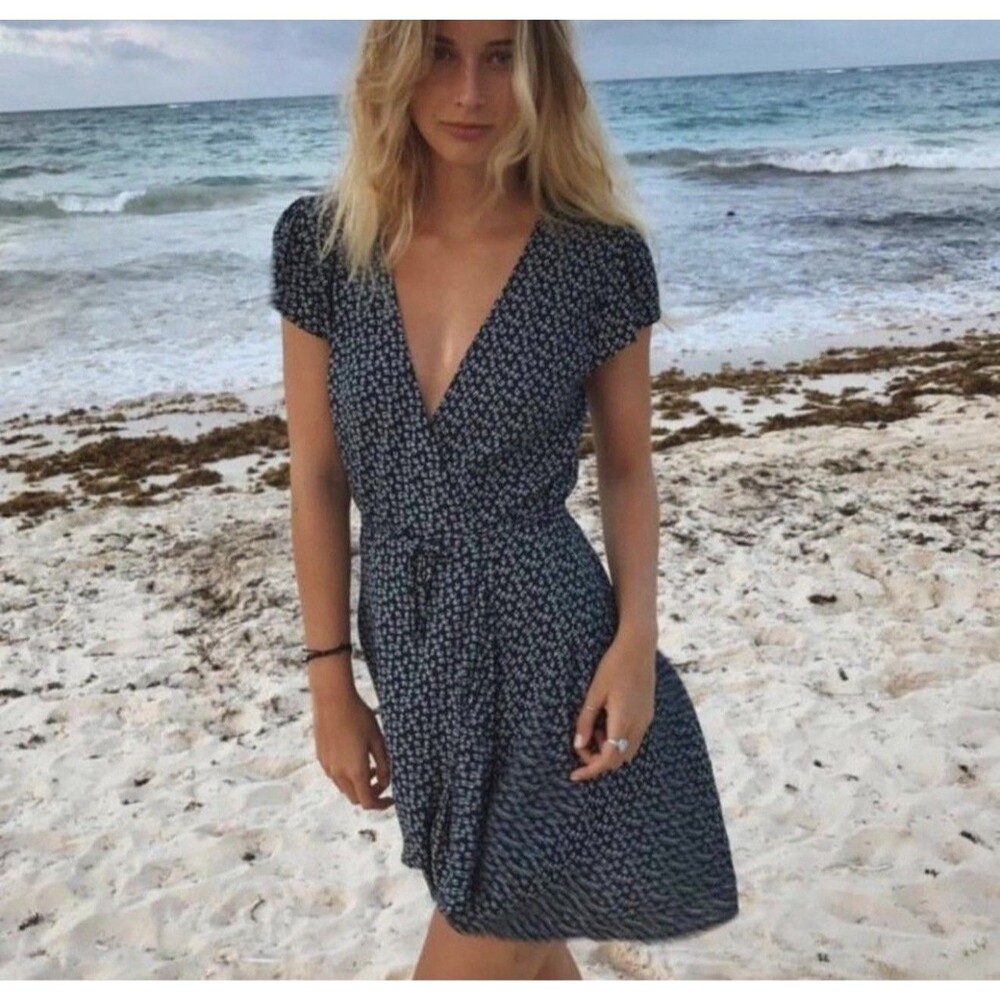 Brandy Melville Navy Wrap Casual Church Outing Picnic Travel Brunch Dress O/S